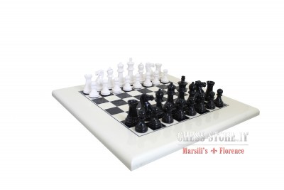 CHESS SET N°051 online